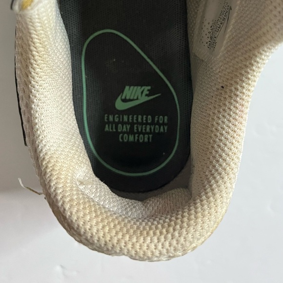 Nike Air Max 90 Sneakers White/Green/Black Women’s Size 7.5 (US) - Picture 11 of 13